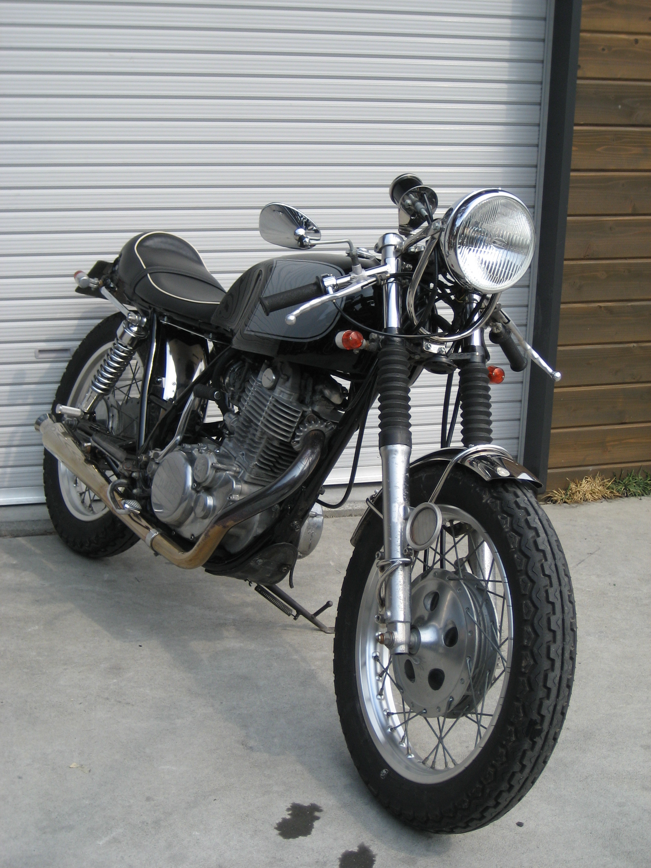 海外輸入 SR400用タンクカバー（BSAタイプ） - fonotecanacional.gob.mx